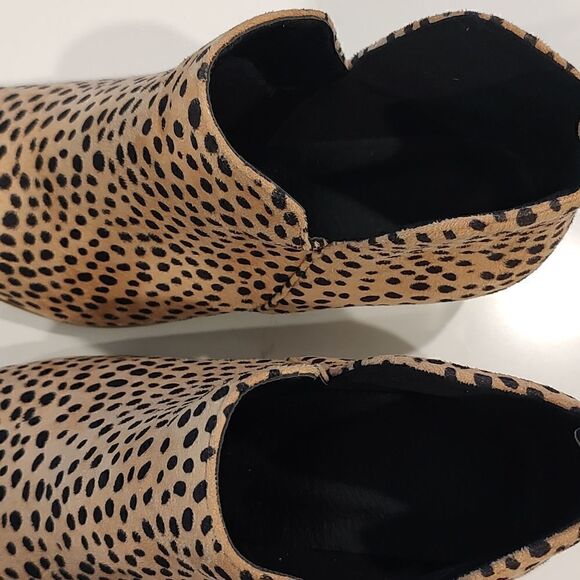 Cheetah Print Slip On Ankle Boots Size 7 - Picture 7 of 7